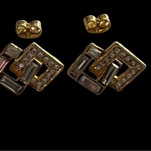 VINTAGE EARRINGS 80s rhinestone gold-toned geometric pierced comfortable luxury